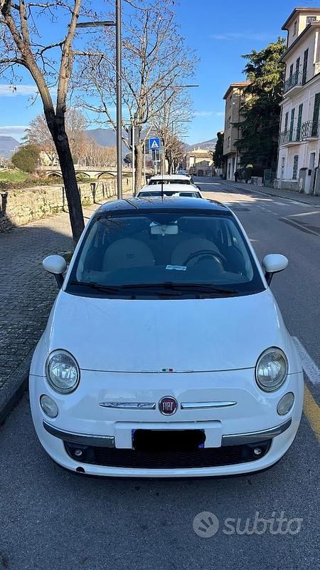 Bianco Usata 2009 Fiat 500 Lounge Utilitaria | 3300 € (Ottimo prezzo) - Immagine 1/4