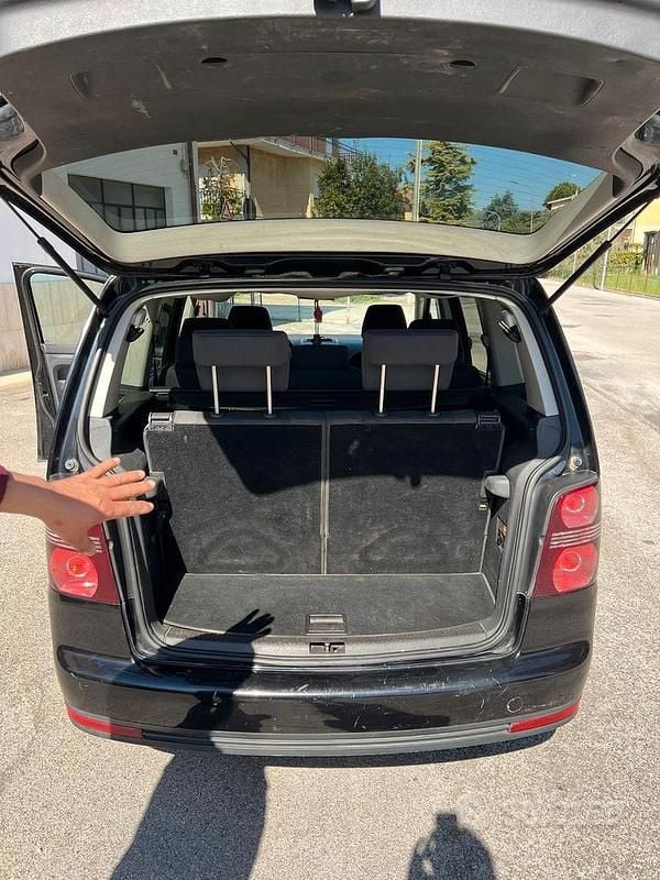 Usata VW Touran 105 CV (77 kW) 2008 Monovolume