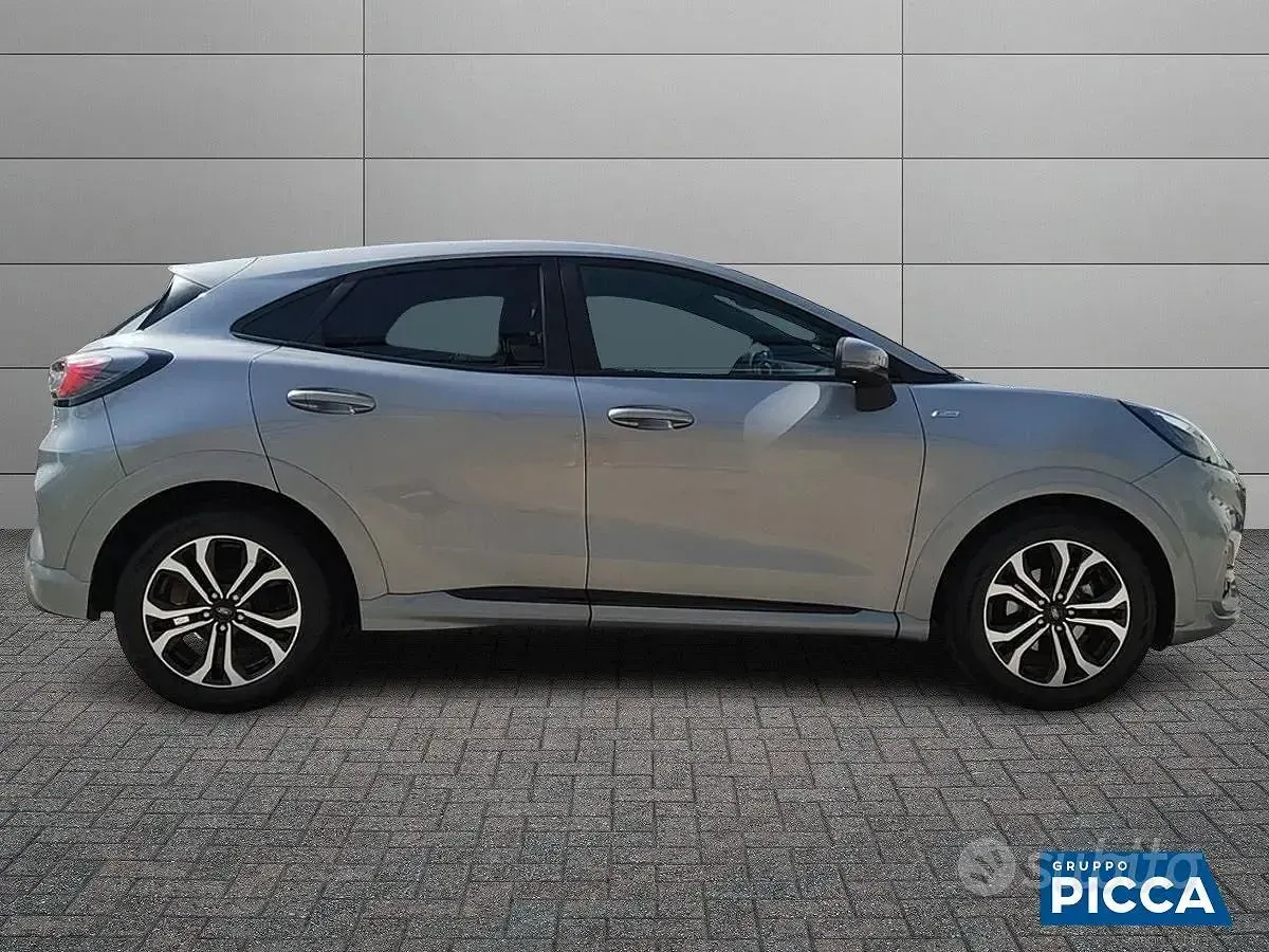 Usata Ford Puma ST-Line 125 CV (91 kW) 2022 Marrone SUV