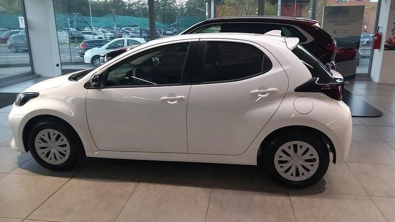 Nuova Mazda 2 116 CV (85 kW) 2026 Lunar white Utilitaria