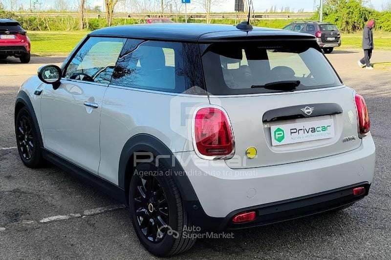 Usata Mini Cooper SE 135 kW (184 CV) 2022 Grigio Utilitaria