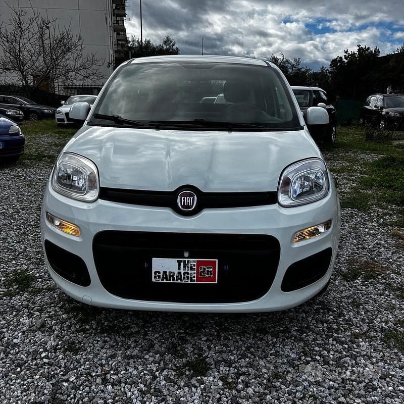Usata Fiat Panda Easy 69 CV (50 kW) 2018 Bianco Berlina