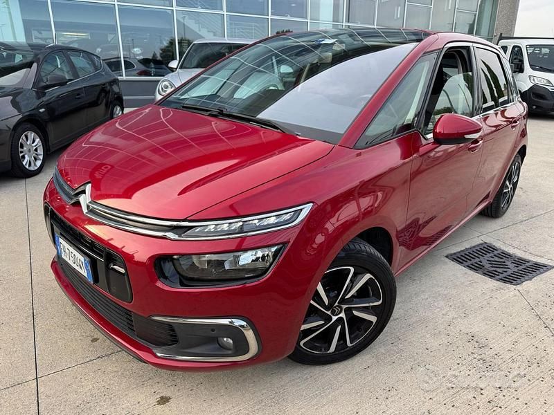 Rosso Usata 2017 Citroën C4 Picasso Shine Monovolume | 8900 € - Immagine 1/4