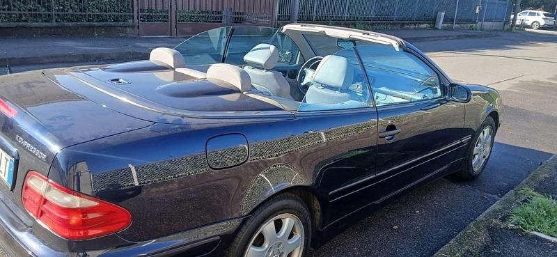 Usata Mercedes CLK200 Elegance 163 CV (119 kW) 2003 Cabrio