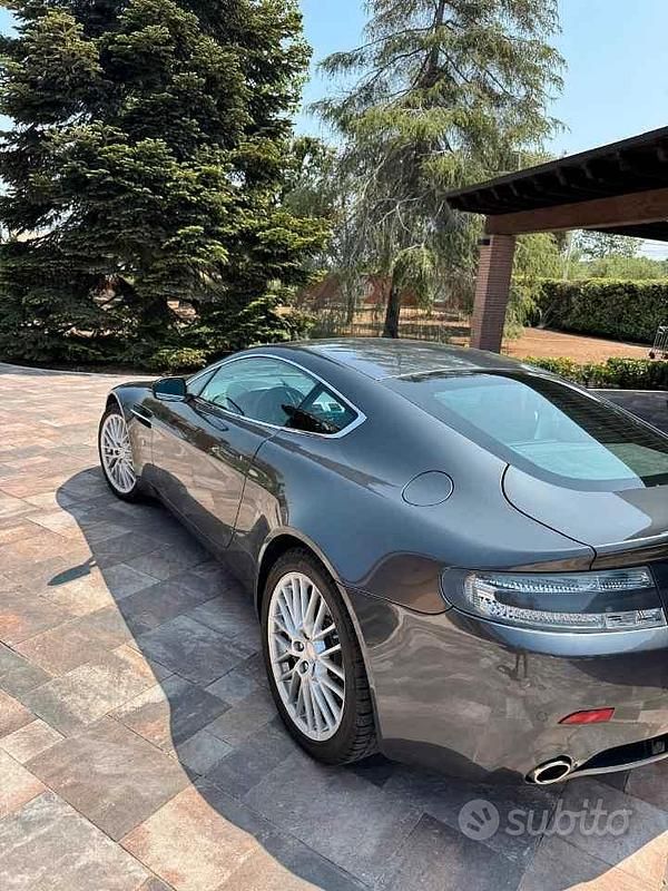 Usata Aston Martin V8 Vantage 426 CV (313 kW) 2009 Nero Coupé