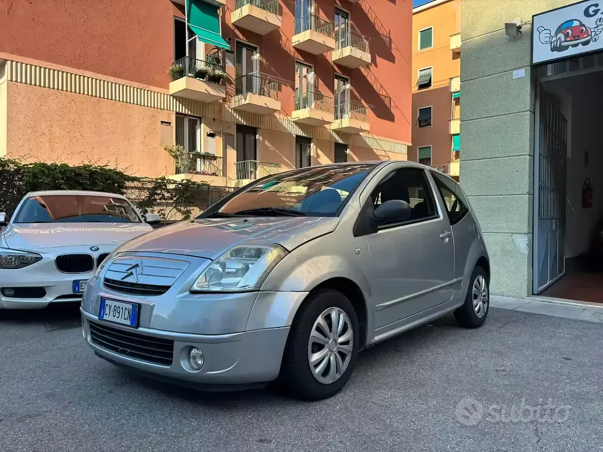 Usata Citroën C2 Elegance 60 CV (44 kW) 2006 Grigio Utilitaria