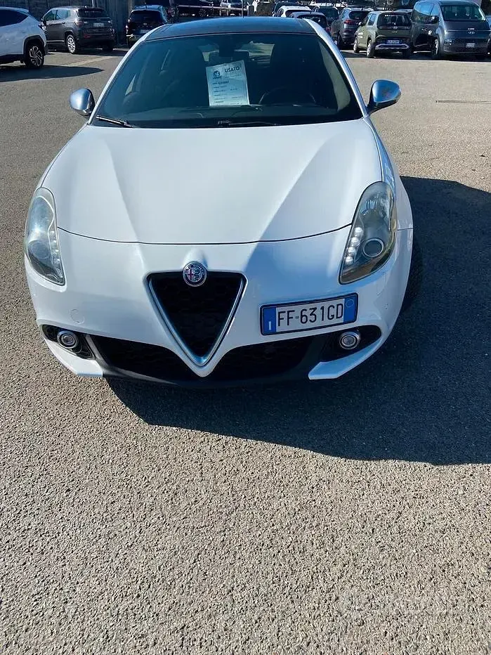 Usata Alfa Romeo Giulietta Super 175 CV (128 kW) 2016 Bianco Utilitaria