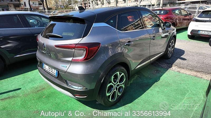 Usata Renault Captur 145 CV (106 kW) 2022 Blu SUV
