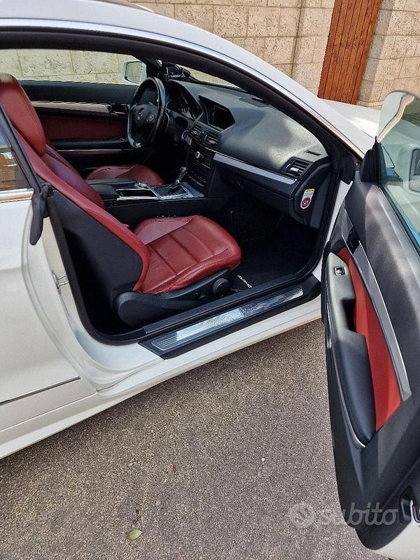 Usata Mercedes E350 Avantgarde 231 CV (169 kW) 2010 Bianco Coupé