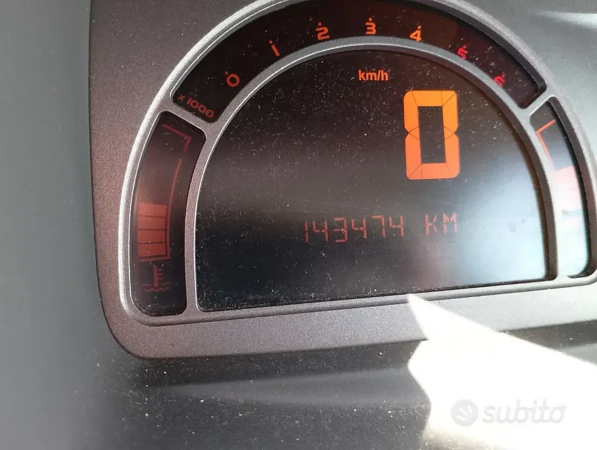 Usata Renault Grand Modus 85 CV (62 kW) 2008 Monovolume