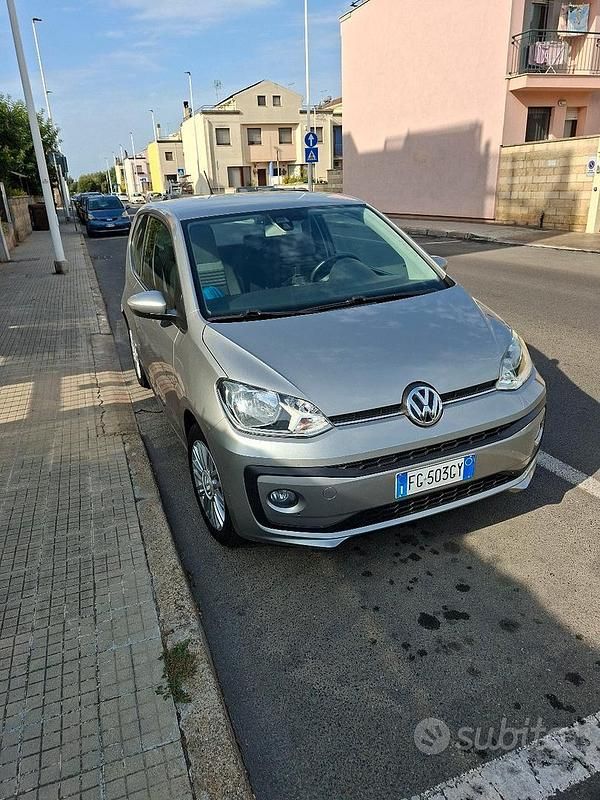 Usata VW up! 68 CV (50 kW) 2017 Grigio Utilitaria