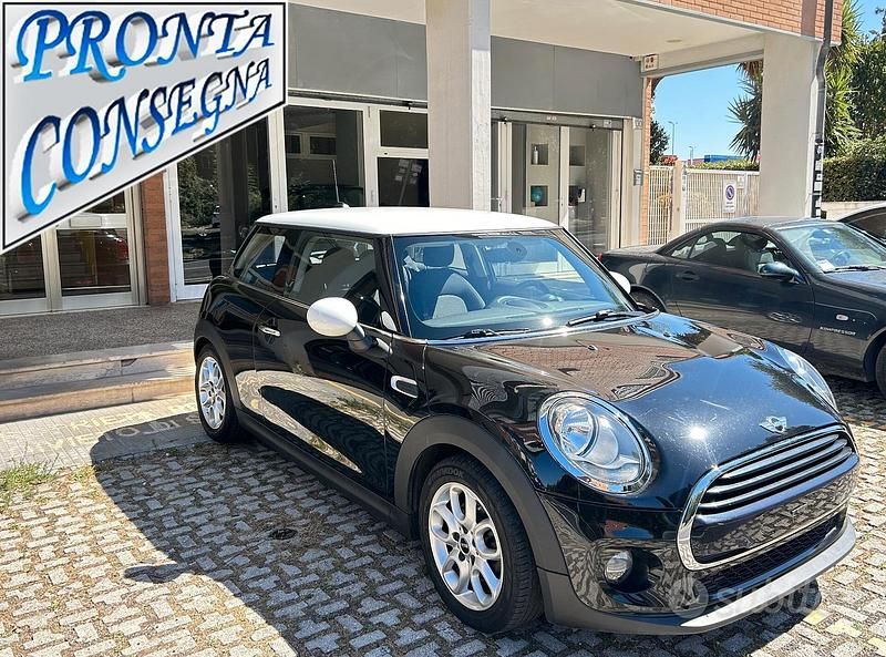 Nero Usata 2016 Mini Cooper Due volumi | 11.700 € (Buon prezzo) - Immagine 1/4