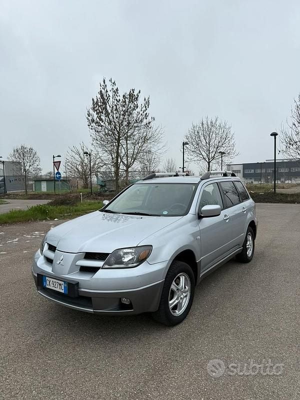Usata Mitsubishi Outlander 2004 Grigio SUV