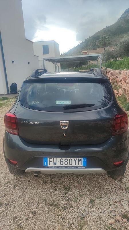 Usata Dacia Sandero 75 CV (55 kW) 2016 SUV