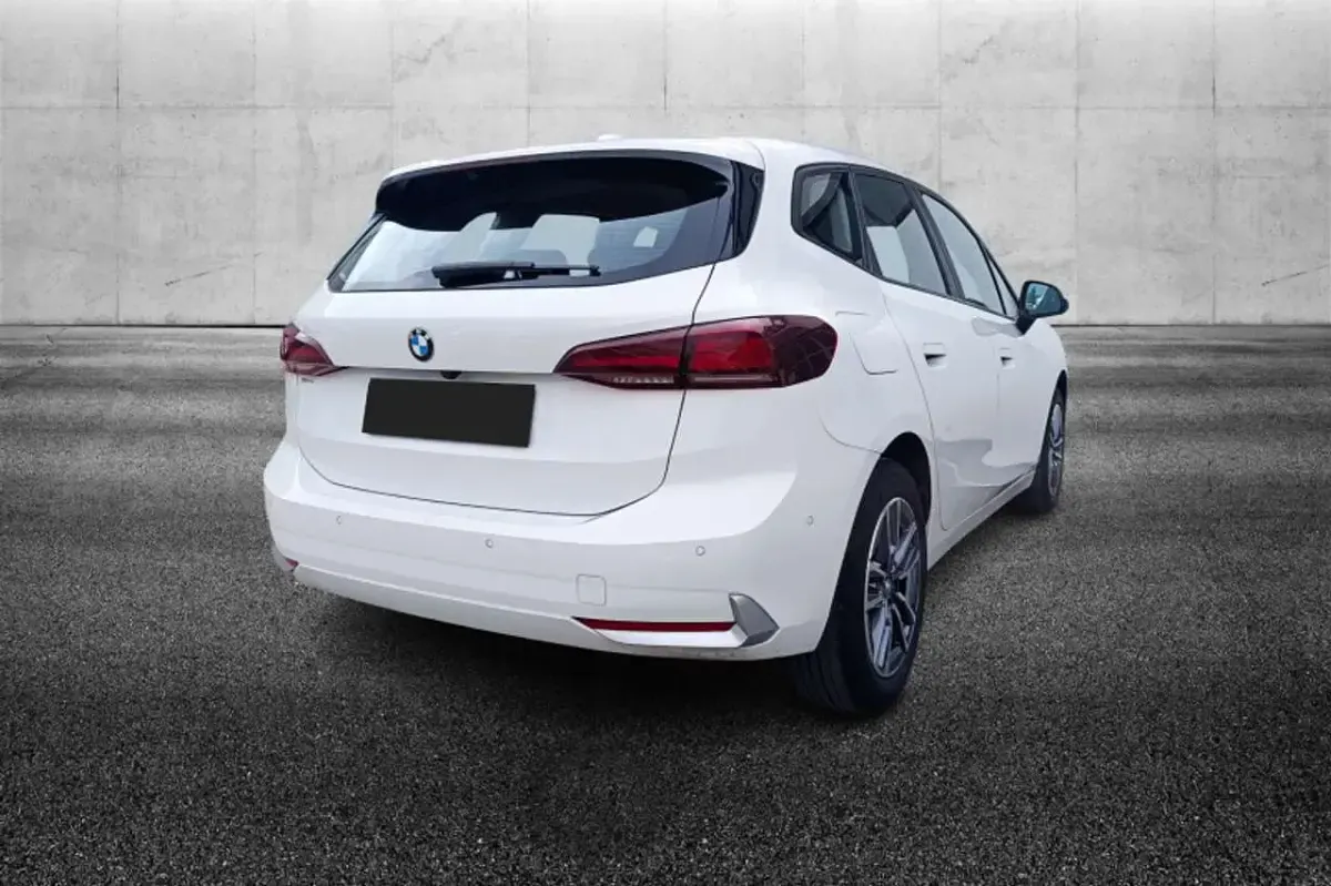 Usata BMW 218 Active Tourer 136 CV (100 kW) 2022 Bianco Monovolume