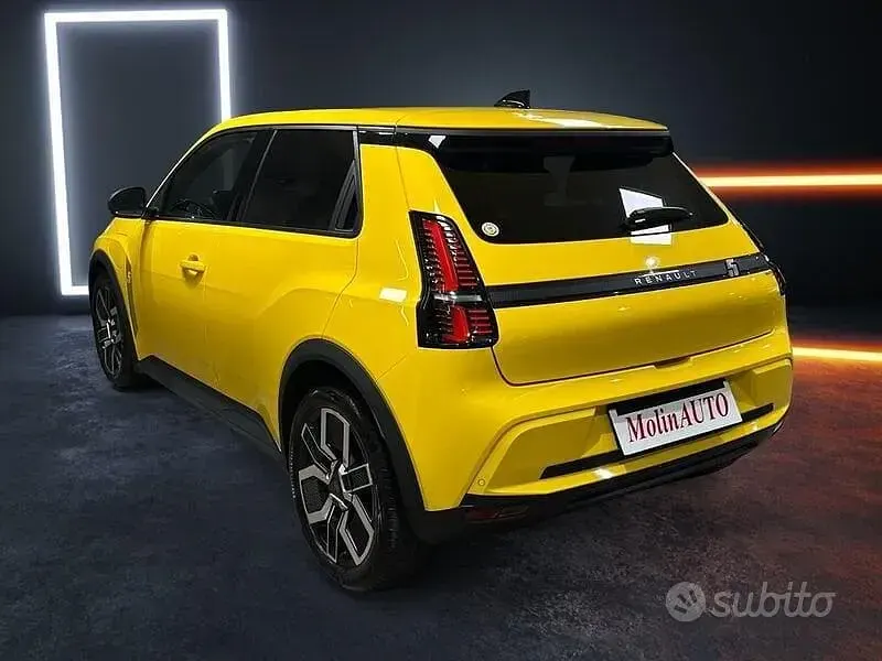 Nuova Renault 5 E-Tech Techno 88 kW (120 CV) 2026 Berlina