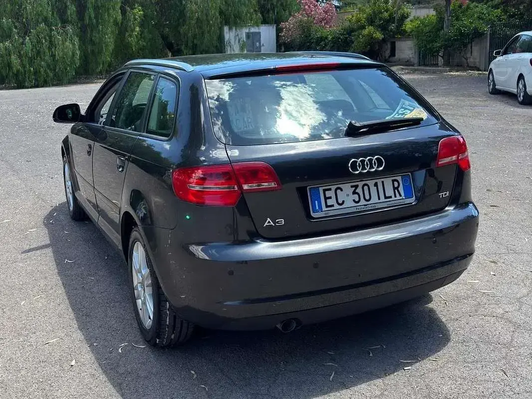 Usata Audi A3 Ambition 90 CV (66 kW) 2010 Nero Utilitaria