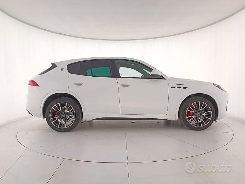 Usata Maserati Grecale 330 CV (242 kW) 2023 Bianco SUV