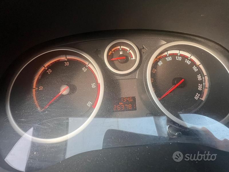 Usata Opel Corsa 2007 Blu Utilitaria