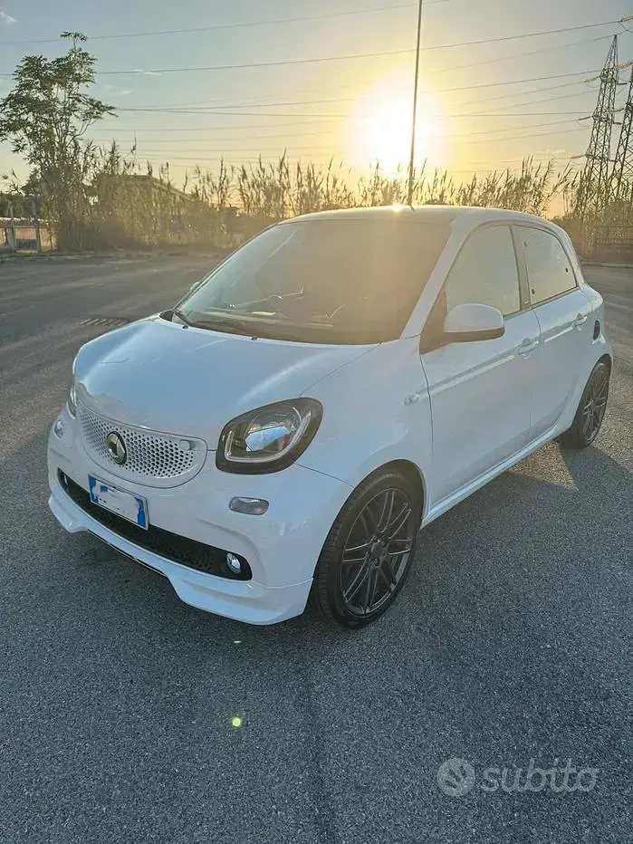 Usata Smart ForFour Brabus 90 CV (66 kW) 2019 Bianco Utilitaria