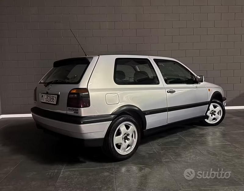Usata VW Golf III GTI 150 CV (110 kW) 1994 Grigio Berlina