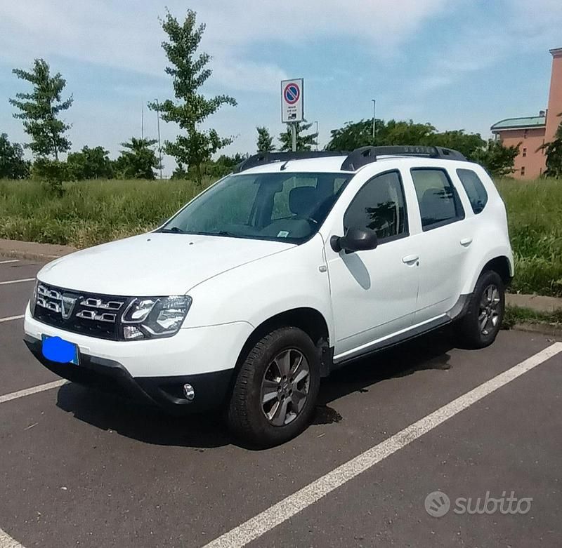 Usata Dacia Duster Lauréate 110 CV (80 kW) 2013 Bianco SUV