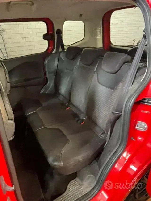 Occasion Ford Tourneo Courier Sport 101 ch (74 kW) 2019 Rouge Monospace