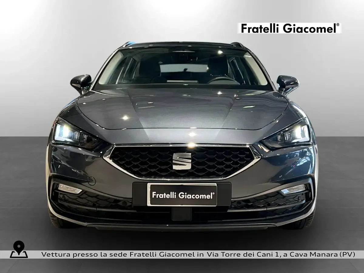 Nuova Seat Leon Business 116 CV (85 kW) 2026 Gray Station wagon