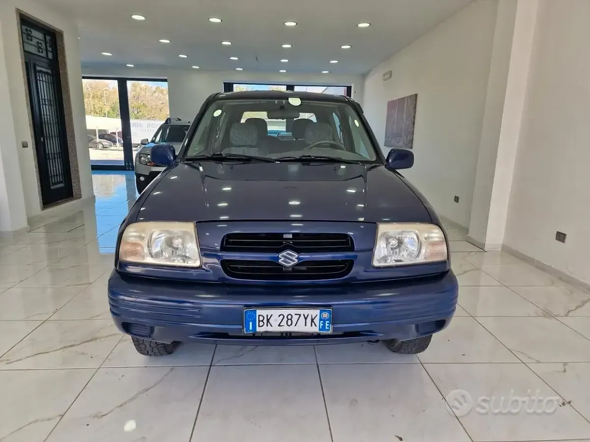 Usata Suzuki Vitara 96 CV (70 kW) 2000 Bluazzurro SUV