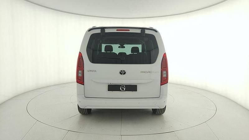 Usata Toyota Proace Verso City 102 CV (75 kW) 2024 Bianco Station wagon