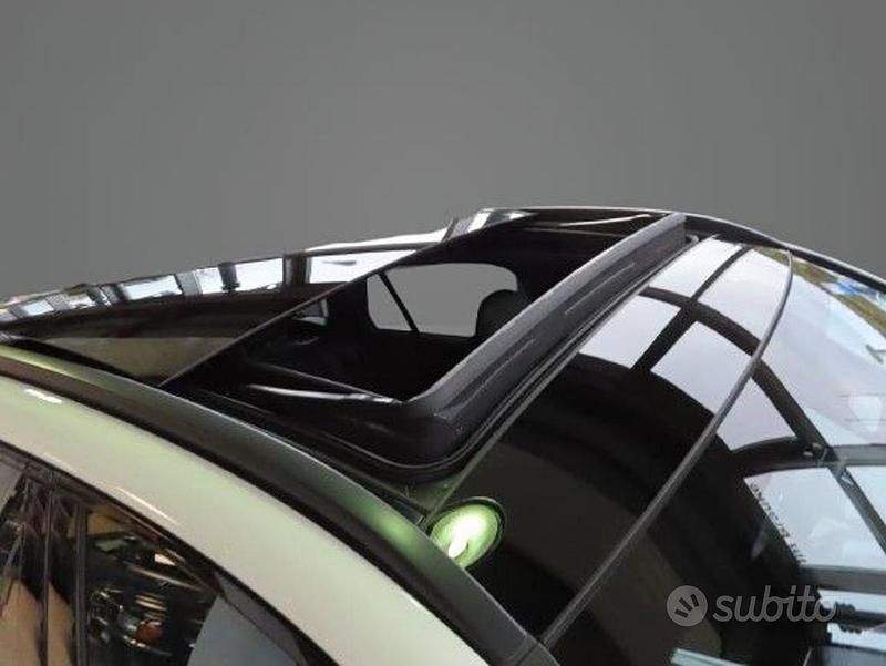 Usata Mercedes GLC220 AMG 197 CV (144 kW) 2025 Bianco SUV