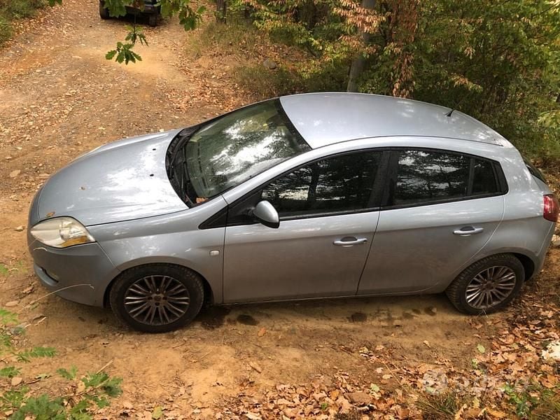 Usata Fiat Bravo 90 CV (66 kW) 2009 Grigio Utilitaria