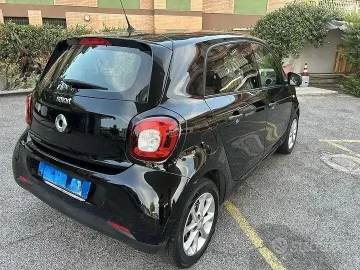 Usata Smart ForFour Passion 71 CV (52 kW) 2018 Nero Utilitaria