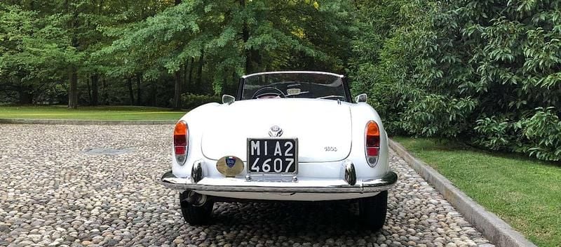 Käytetty Alfa Romeo Giulia Spider 122 HP (89 kW) 1964 Avoauto