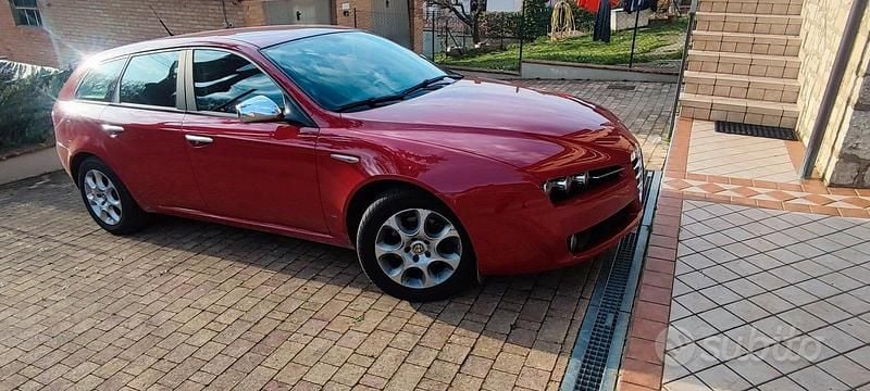 Usata Alfa Romeo 159 Progression 150 CV (110 kW) 2007 Rosso Station wagon