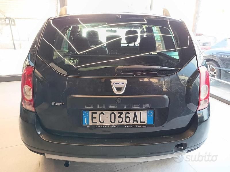 Usata Dacia Duster Lauréate 110 CV (80 kW) 2010 Nero SUV