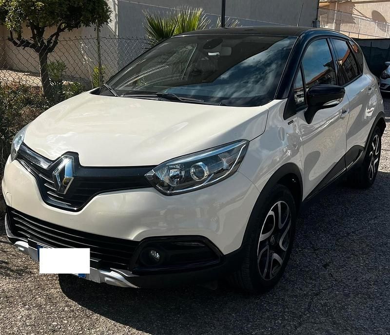 Usata Renault Captur 90 CV (66 kW) 2017 Beige SUV