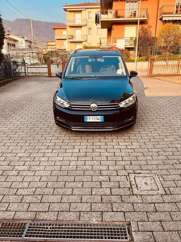 Usata VW Touran Highline 140 CV (102 kW) 2018 Monovolume