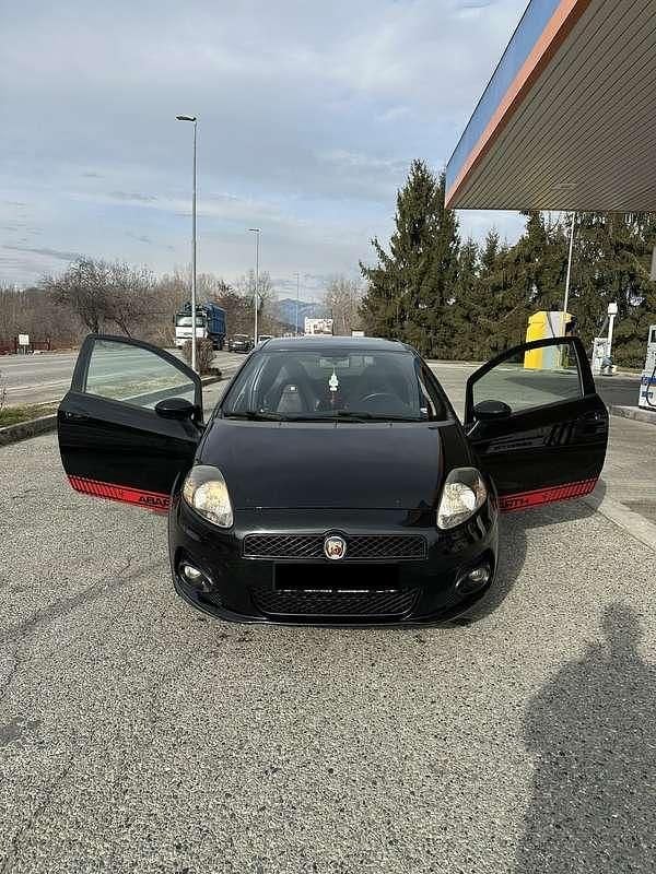 Usata Abarth Grande Punto 155 CV (114 kW) 2009 Nero Utilitaria