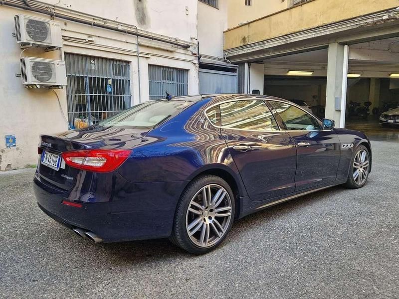 Usata Maserati Quattroporte GranLusso 275 CV (202 kW) 2018 Berlina
