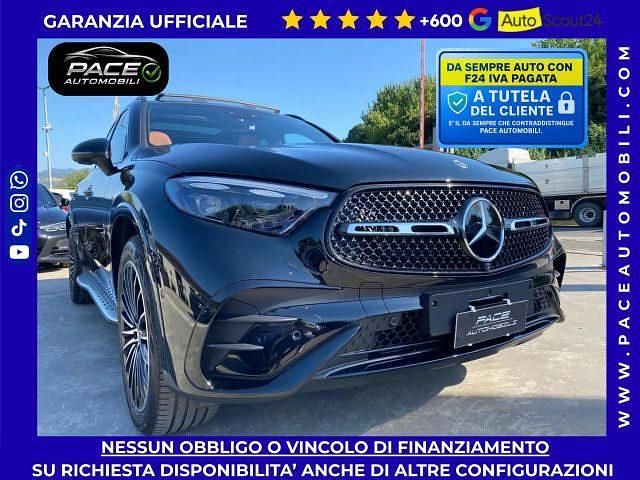Usata Mercedes GLC300e Premium 269 CV (197 kW) 2024 Nero metallizzato