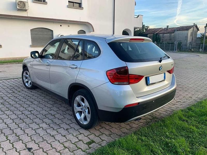 Usata BMW X1 177 CV (130 kW) 2010 Argento SUV