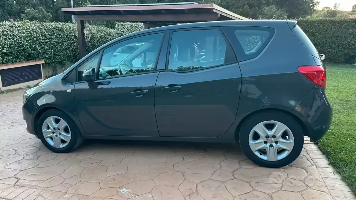 Usata Opel Meriva 120 CV (88 kW) 2016 Monovolume
