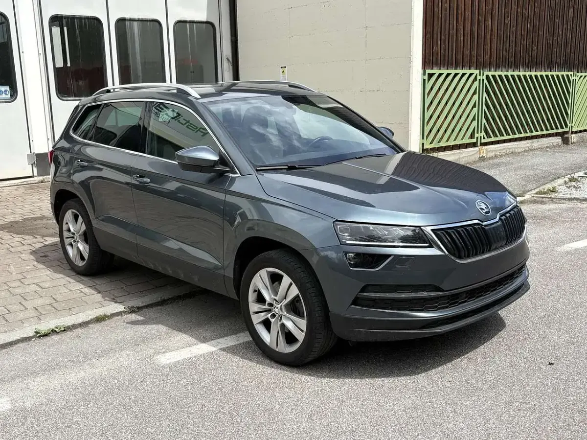 Usata Skoda Karoq Style 150 CV (110 kW) 2018 Quarzgrau metallic SUV