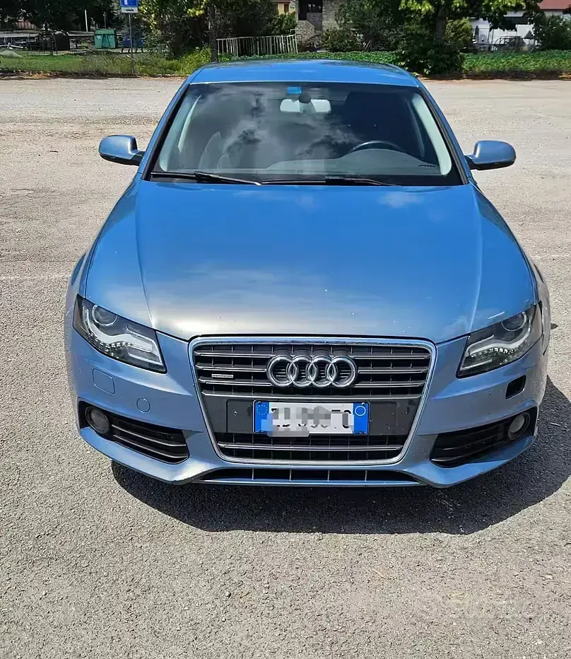 Usata Audi A4 170 CV (125 kW) 2010 Bluazzurro Berlina