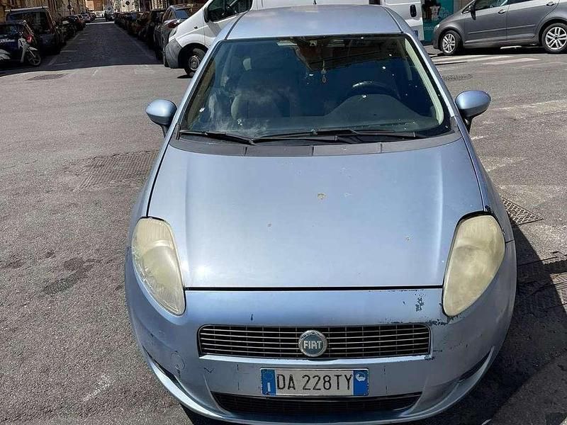 Blu/azzurro Usata 2006 Fiat Grande Punto Active Due volumi | 2700 € (Buon prezzo) - Immagine 1/4