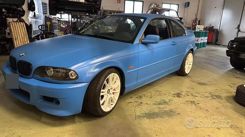 Usata BMW 320 250 CV (183 kW) 2000 Blu Coupé