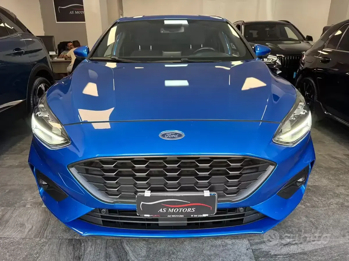 Usata Ford Focus ST-Line 125 CV (91 kW) 2019 Blu Berlina