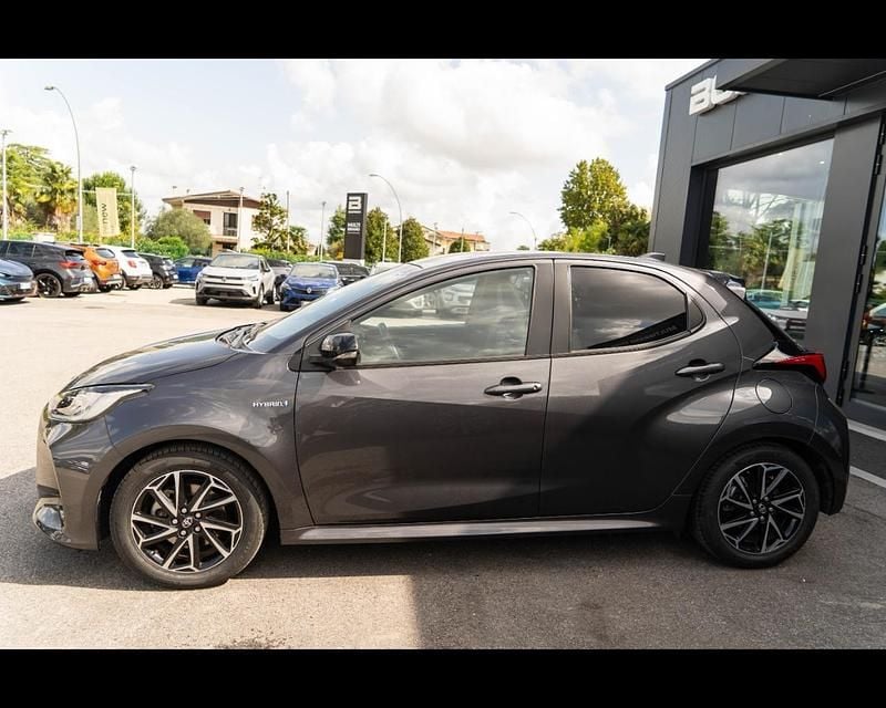 Usata Toyota Yaris Hybrid Business Edition 116 CV (85 kW) 2021 Antracite Berlina