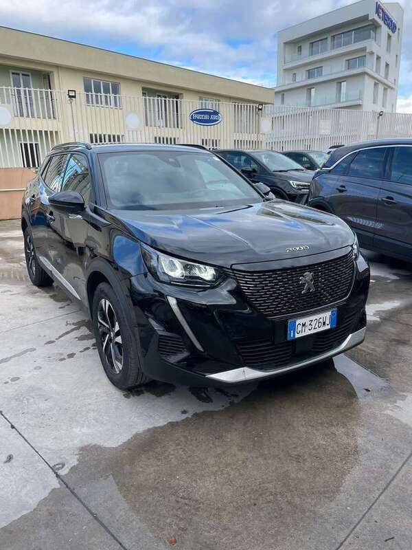 Usata Peugeot 2008 Allure 131 CV (96 kW) 2023 Nero SUV
